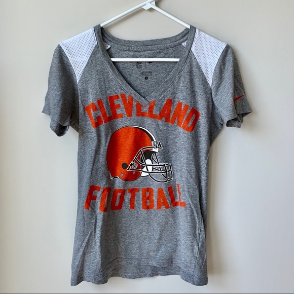 Nike Tops - Nike Cleveland Browns T-shirt